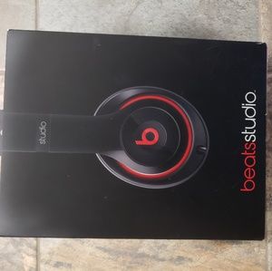 beats studio (wired)